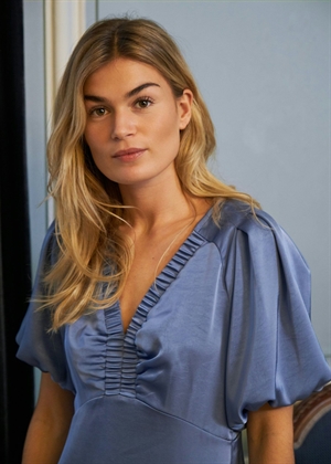 Illana heavy sateen kjole Smoke Blue Neo Noir 